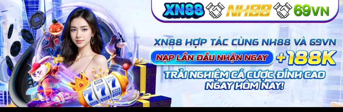 XN8877 Com Cover Image