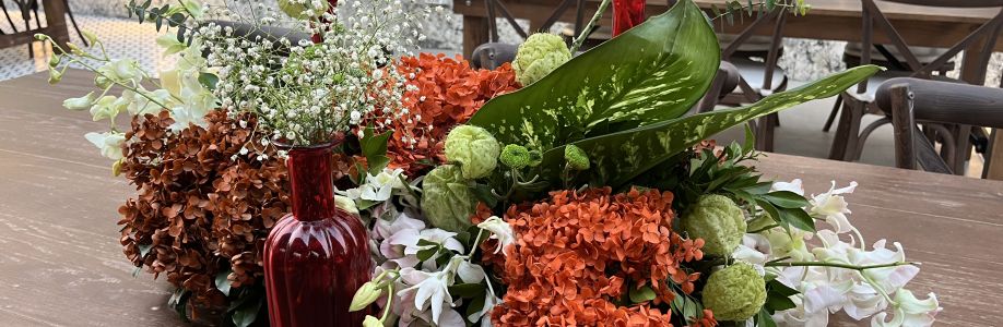 Seasons Florist Cover Image