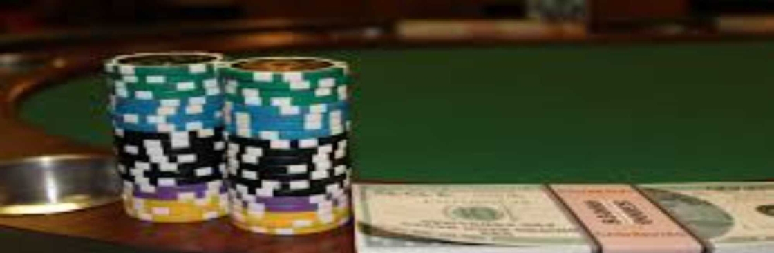 Moneypoker club Cover Image