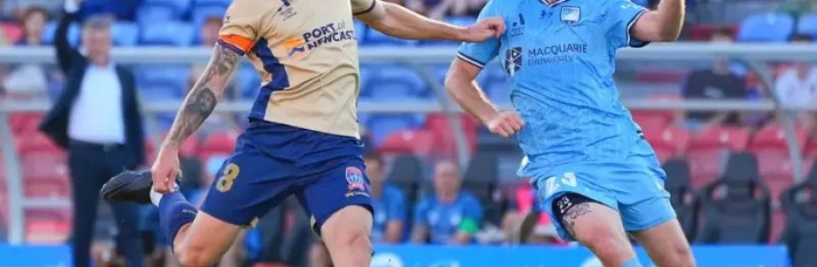 Keo Bong Da Uc Cover Image