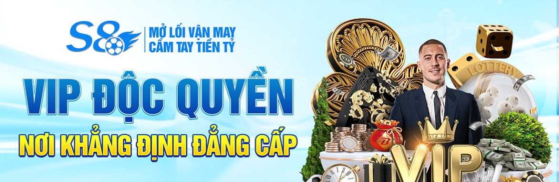 S8 Com com Cover Image